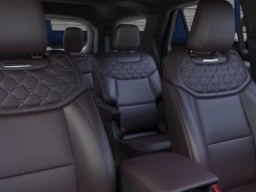 Ford Explorer Platinum 4WD 2026