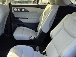 Ford Explorer Platinum 4WD 2026