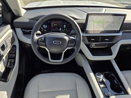 Ford Explorer Platinum 4WD 2026