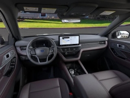 Ford Explorer Platinum 4WD 2026