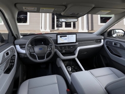 Ford Explorer Platinum 4WD 2026