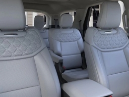 Ford Explorer Platinum 4WD 2026