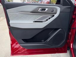 Ford Explorer Platinum 4WD 2026