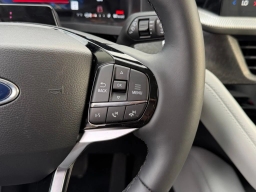 Ford Explorer Platinum 4WD 2026