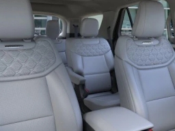 Ford Explorer Platinum 4WD 2026
