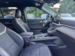 Ford Explorer Tremor 4WD 2026