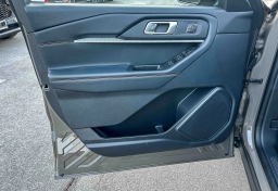 Ford Explorer Tremor 4WD 2026