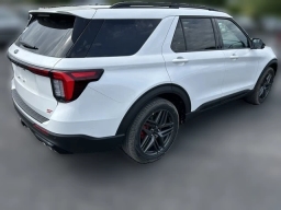 Ford Explorer ST RWD 2026