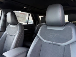 Ford Explorer ST 4WD 2026