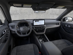 Ford Explorer Tremor 4WD 2026