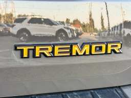 Ford Explorer Tremor 4WD 2026