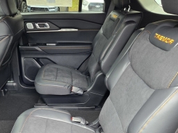 Ford Explorer Tremor 4WD 2026