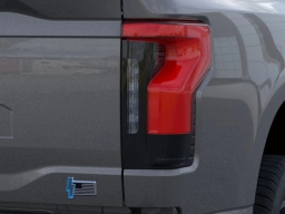 Ford F-150 Lightning Flash 4WD SuperCrew 5.5' Box 2025