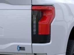 Ford F-150 Lightning Flash 4WD SuperCrew 5.5' Box 2025