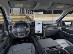 Ford F-150 Lightning Flash 4WD SuperCrew 5.5' Box 2025