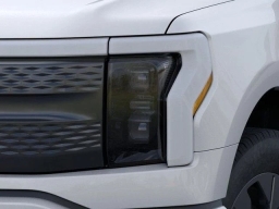 Ford F-150 Lightning Flash 4WD SuperCrew 5.5' Box 2025