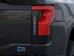 Ford F-150 Lightning Flash 4WD SuperCrew 5.5' Box 2025