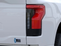 Ford F-150 Lightning Flash 4WD SuperCrew 5.5' Box 2025