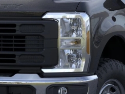 Ford Super Duty F-250 SRW XL 4WD Crew Cab 6.75' Box 2026