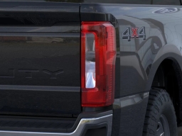 Ford Super Duty F-250 SRW XL 4WD Crew Cab 6.75' Box 2026