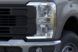 Ford Super Duty F-250 SRW XL 4WD Crew Cab 6.75' Box 2026