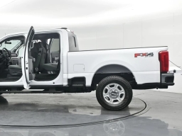 Ford Super Duty F-250 SRW XL 4WD Crew Cab 6.75' Box 2026
