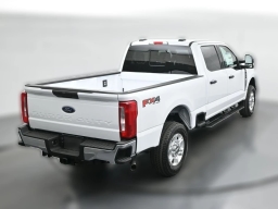 Ford Super Duty F-250 SRW XL 4WD Crew Cab 6.75' Box 2026