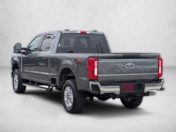 Ford Super Duty F-250 SRW XLT 4WD Crew Cab 6.75' Box 2026