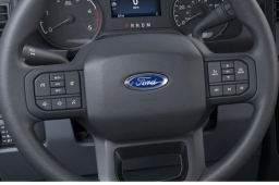 Ford Super Duty F-250 SRW XL 4WD Crew Cab 6.75' Box 2026