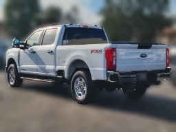 Ford Super Duty F-250 SRW XLT 4WD Crew Cab 6.75' Box 2026