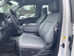 Ford Super Duty F-250 SRW XL 4WD Crew Cab 8' Box 2026