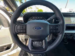 Ford Super Duty F-250 SRW XLT 4WD Crew Cab 6.75' Box 2026