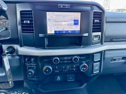 Ford Super Duty F-250 SRW XLT 4WD Crew Cab 6.75' Box 2026
