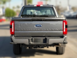 Ford Super Duty F-250 SRW XL 4WD Crew Cab 6.75' Box 2026