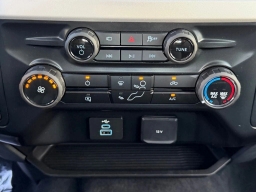 Ford Super Duty F-250 SRW XL 4WD Crew Cab 6.75' Box 2026