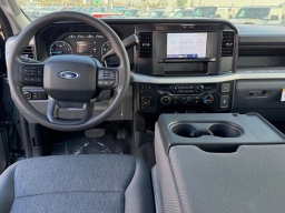 Ford Super Duty F-250 SRW XL 4WD Crew Cab 6.75' Box 2026