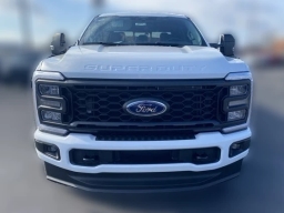 Ford Super Duty F-250 SRW XL 4WD Crew Cab 6.75' Box 2026