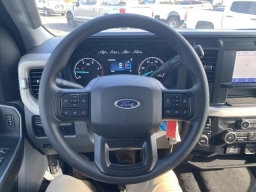 Ford Super Duty F-250 SRW XL 4WD Crew Cab 6.75' Box 2026