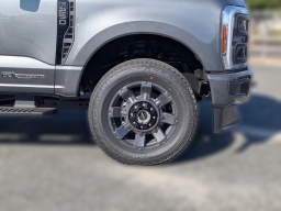 Ford Super Duty F-250 SRW XL 4WD Crew Cab 6.75' Box 2026