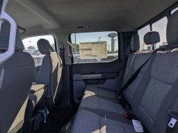 Ford Super Duty F-250 SRW XL 4WD Crew Cab 6.75' Box 2026
