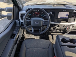 Ford Super Duty F-250 SRW XL 4WD Crew Cab 6.75' Box 2026