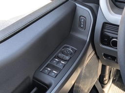 Ford Super Duty F-250 SRW XL 4WD Crew Cab 6.75' Box 2026