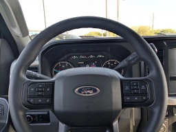 Ford Super Duty F-250 SRW XL 4WD Crew Cab 6.75' Box 2026