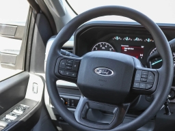Ford Super Duty F-250 SRW XL 4WD Crew Cab 8' Box 2026
