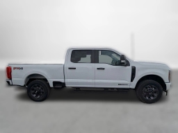 Ford Super Duty F-250 SRW XL 4WD Crew Cab 6.75' Box 2026