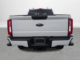 Ford Super Duty F-250 SRW XL 4WD Crew Cab 6.75' Box 2026