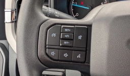 Ford Super Duty F-250 SRW XL 4WD Crew Cab 6.75' Box 2026