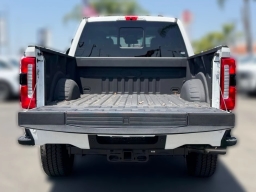 Ford Super Duty F-250 SRW LARIAT 4WD Crew Cab 6.75' Box 2026