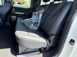 Ford Super Duty F-250 SRW LARIAT 4WD Crew Cab 6.75' Box 2026