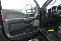 Ford Super Duty F-250 SRW LARIAT 4WD Crew Cab 6.75' Box 2026